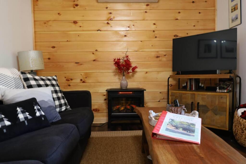 Cabin At The Cove At Watauga Lake Butler エクステリア 写真