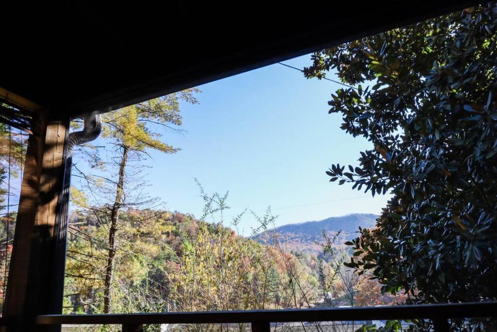 Cabin At The Cove At Watauga Lake Butler エクステリア 写真